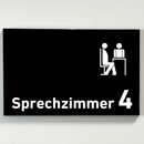 Praxisschild Acrylglas / Folienaufkleber Sprechzimmer 1-9 mit Piktogramm zum Kleben