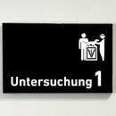 Praxisschild Acrylglas / Folienaufkleber Untersuchung 1-9 mit Piktogramm Tierarzt zum Kleben (Kopie)