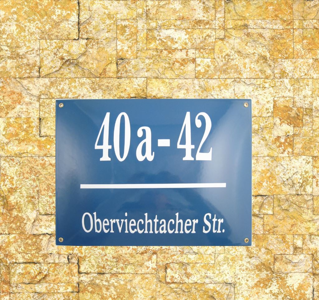 Emailleschilder Münchener Hausnummer groß 3