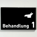 BEHANDLUNG 1-9 Zahnarzt-Praxisschild-Acrylglas-Folienaufkleber in 130 x 200 mm zum Kleben
