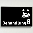 Behandlung 1-9 mit Piktogramm-Praxisschild-Acrylglas-Folienaufkleber in 130 x 200 mm zum Kleben