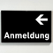 Praxisschild Acrylglas / Folienaufkleber Anmeldung Pfeil links zum Kleben