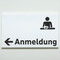 Praxisschild Acrylglas / Folienaufkleber Anmeldung Pfeil links zum Kleben