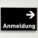 Praxisschild Acrylglas / Folienaufkleber Anmeldung Pfeil rechts zum Kleben