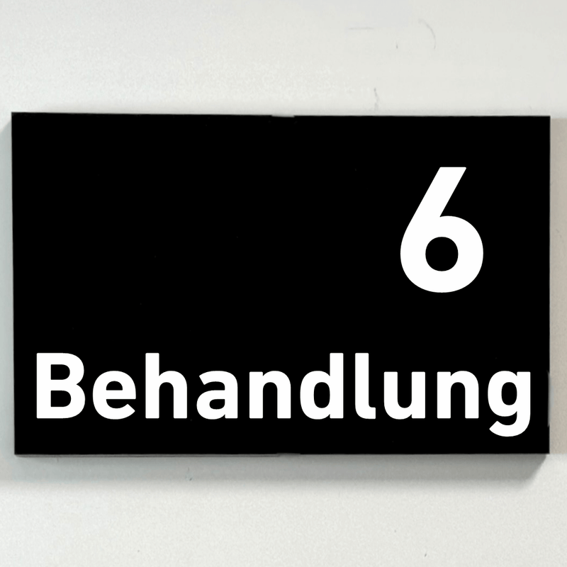 Praxisschild Acrylglas / Folienaufkleber Behandlung 1-9 zum Kleben