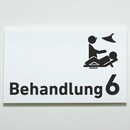 Praxisschild Acrylglas / Folienaufkleber Behandlung 1-9 mit Piktogramm zum Kleben
