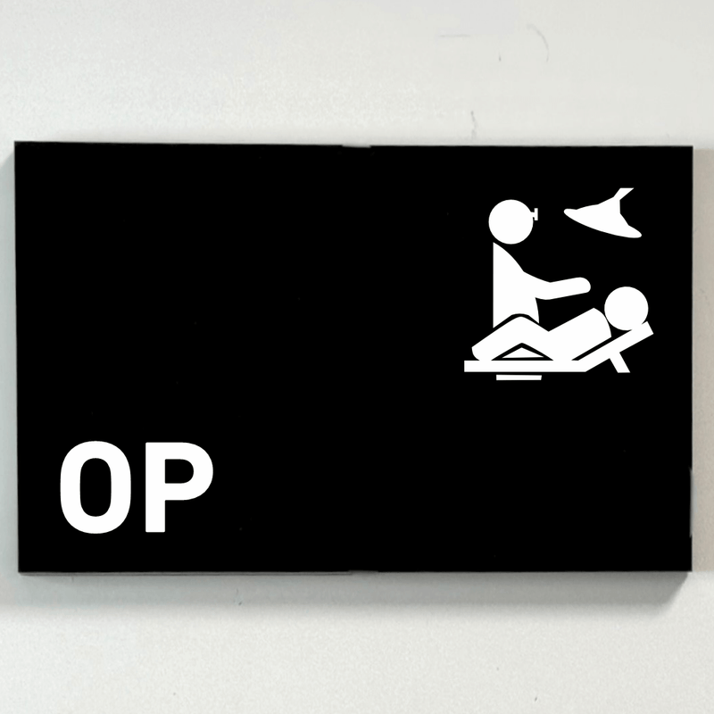Praxisschild Acrylglas / Folienaufkleber OP zum Kleben (Kopie)