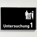 Untersuchung 1-9 mit-Piktogramm-Tierarzt -Praxisschild-Acrylglas-Folienaufkleber in 130 x 200 mm zum Kleben-Praxisschilder