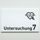 Untersuchung 1-9 mit-Piktogramm-Arzt-Praxisschild-Acrylglas-Folienaufkleber  in 130 x 200 mm zum Kleben-Praxisschilder