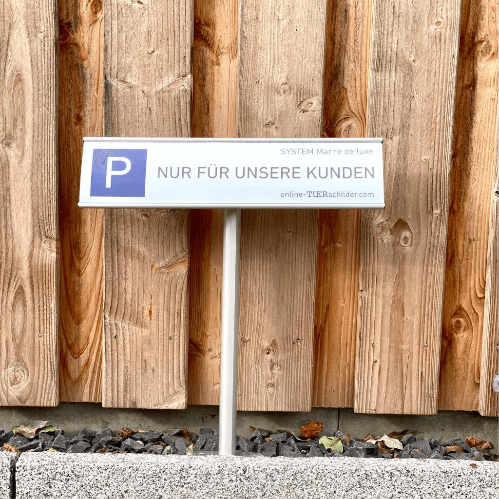 Parkplatzschild 50x13 Cm Aus Alu-Verbund – 3mm Stark Mit Befestigungsoptionen | Individuell Bedruckbar