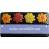 Familienschild aus Keramik Blüten mit scharzem Rand Größe 16,5 x 8,5 cm (BxH) personalisiert
