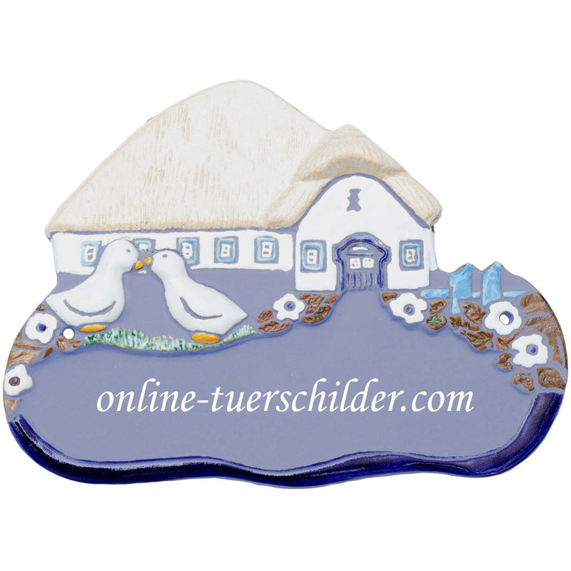 Türschild aus Keramik Gänse vor Bauernhaus personalisiert Keramikschild  Hellblau 