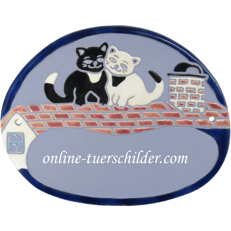 Türschild aus Keramik Zwei Katzen auf rotem Dach personalisiert online-tuerschilder.com Hellblau 