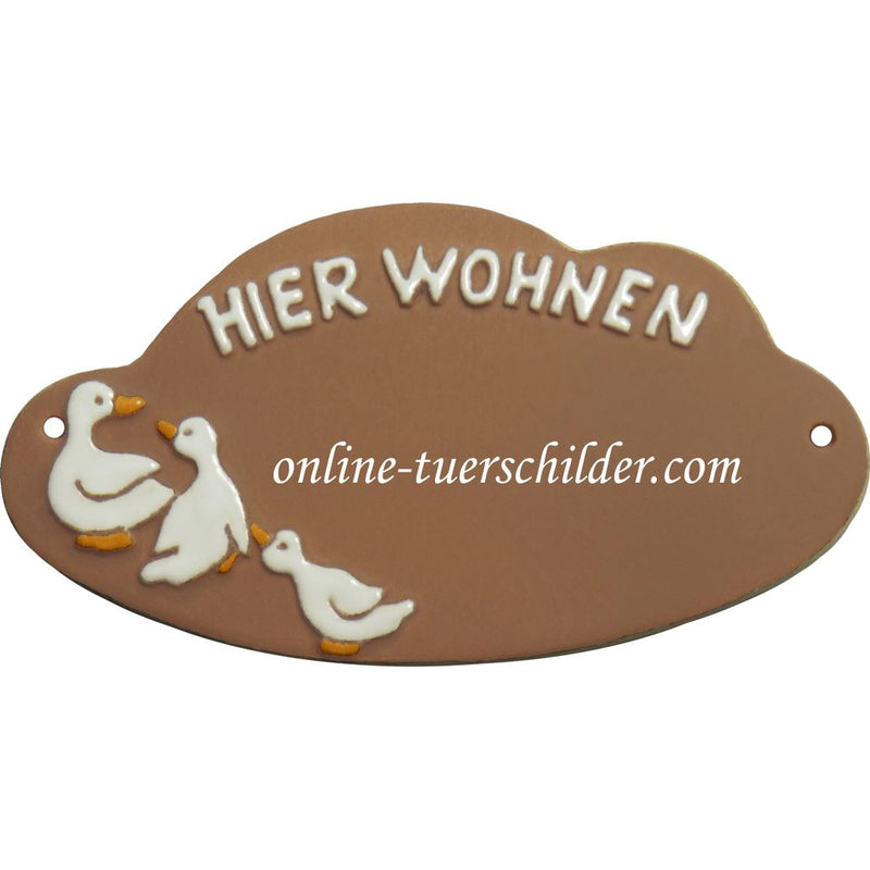Türschild aus Keramik Drei Gänse und Hier Wohnen personalisiert Braun 