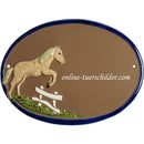 Türschild aus Keramik Pferd über Zaun personalisiert online-tuerschilder.com Braun 
